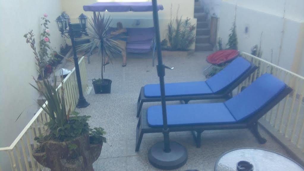 Guest house Residencial Sol Da Nave 2*