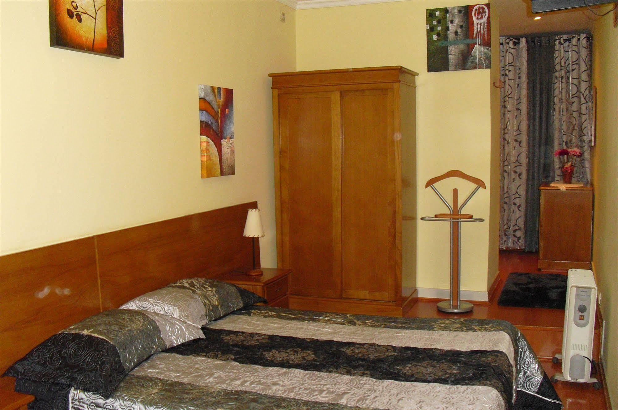 Affittacamere Residencial Sol Da Nave Oporto